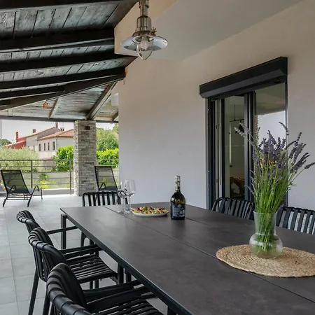 빌라 Sebastijan